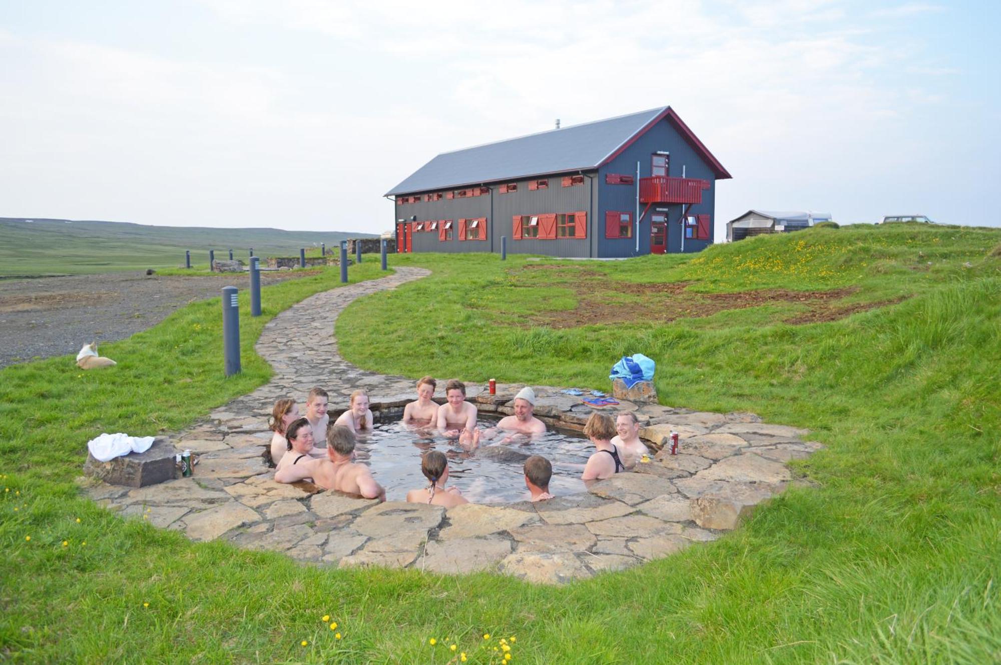 Laugarfell Accommodation & Hot Springs ภายนอก รูปภาพ